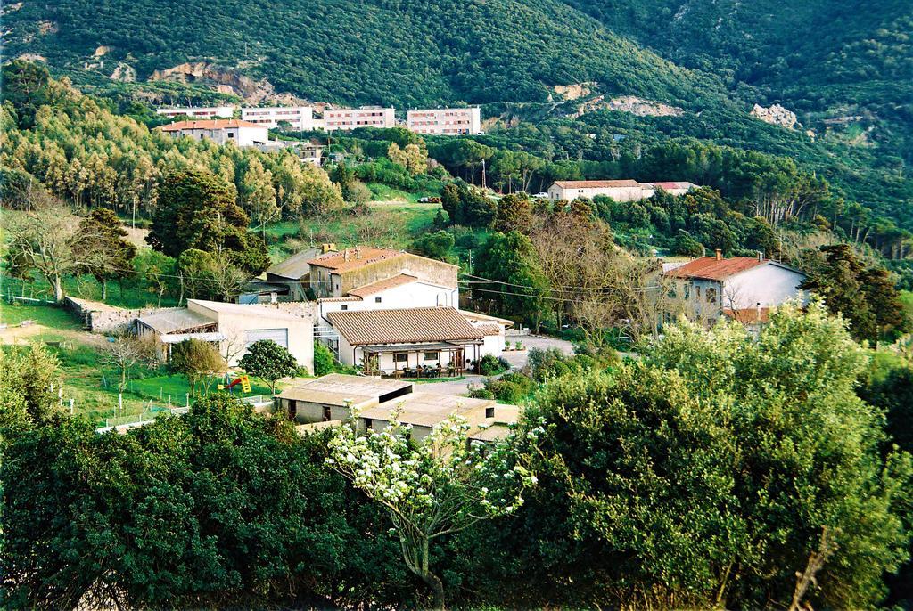 Agriturismo Satanca Vila Arbus Exterior foto